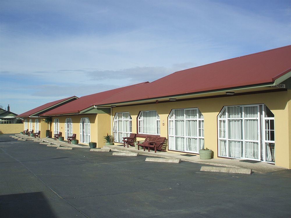 Tower Lodge Motel Инверкаргилл Экстерьер фото