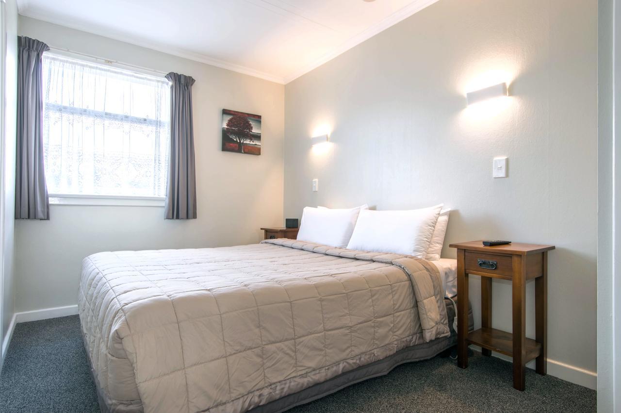 Tower Lodge Motel Инверкаргилл Экстерьер фото