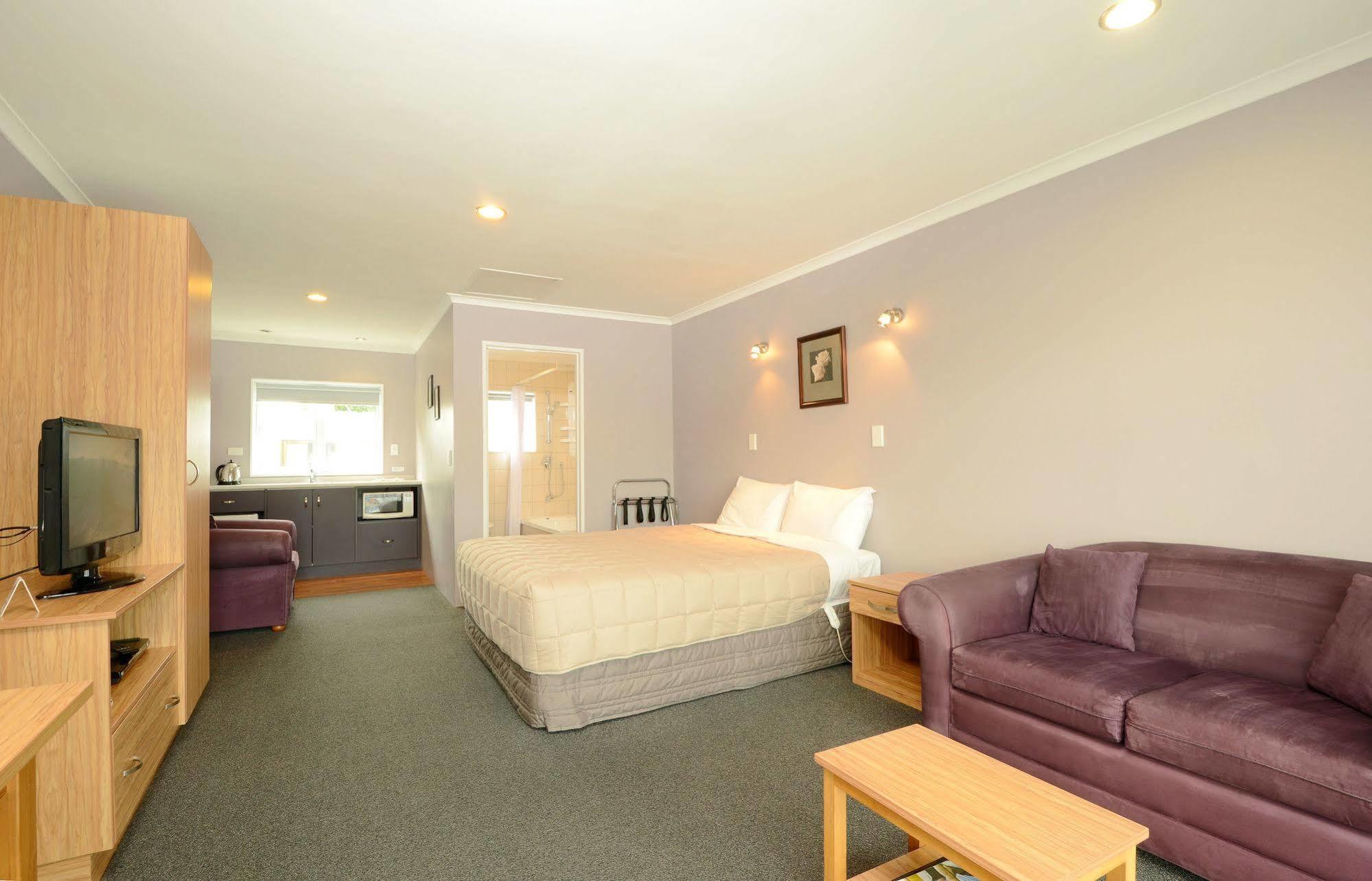 Tower Lodge Motel Инверкаргилл Экстерьер фото